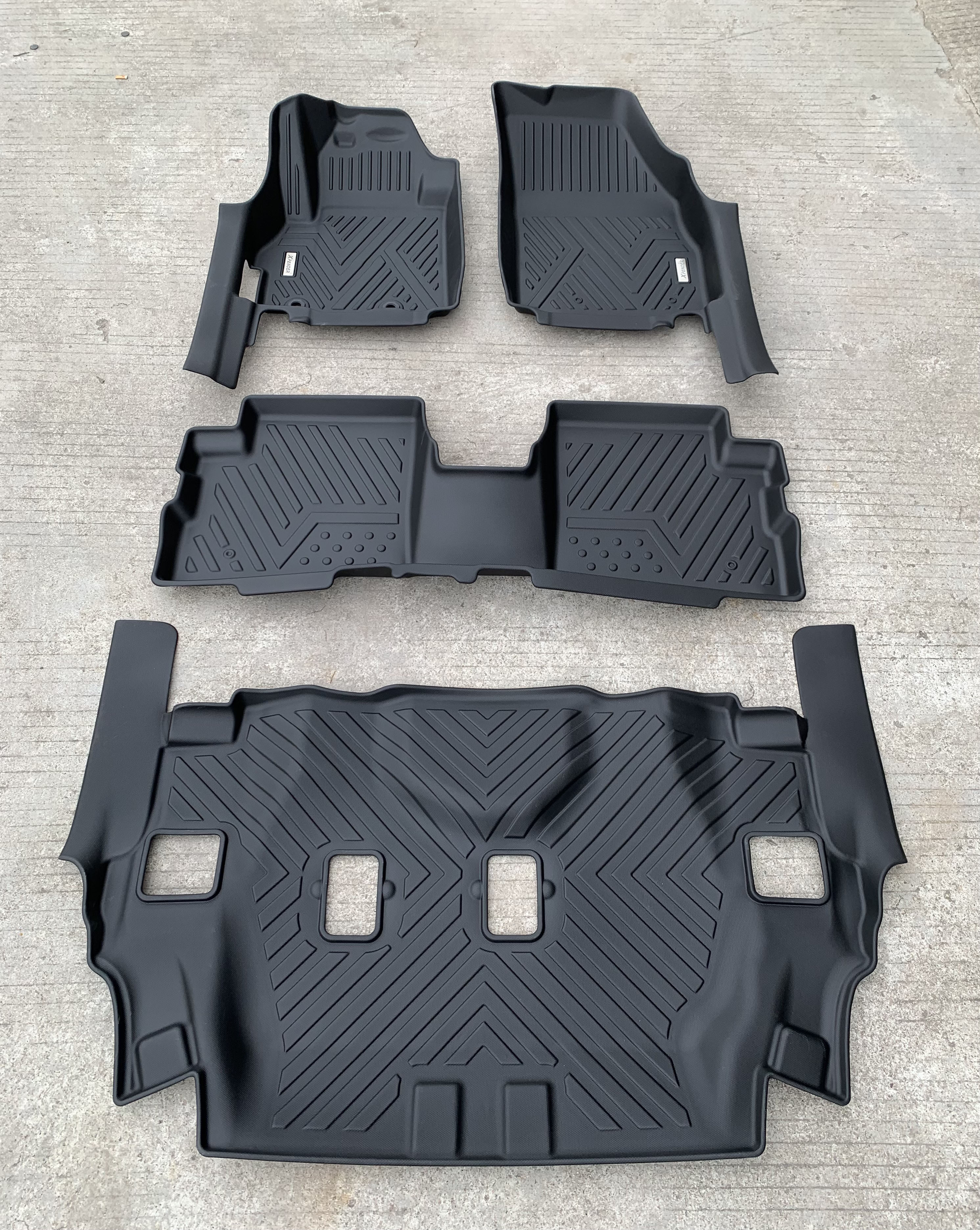 Factory Custom Wholesale Car Mats Deep Dish Matting for Mitsubishi Xpander