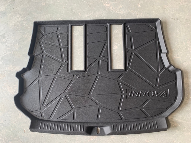 Custom Cargo Liners Car Trunk Mat for Toyota Innova