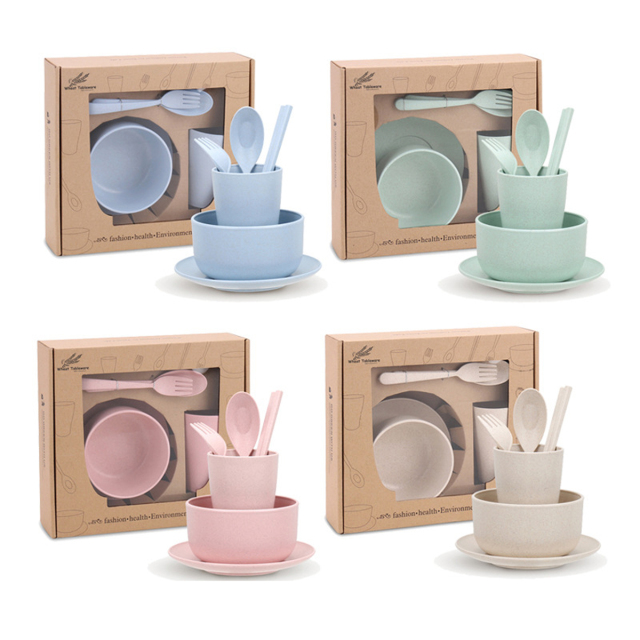 What straw tableware set