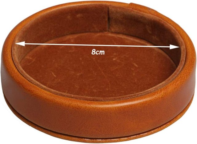 MI356CD Leatherette Dice Cup with Lid Includes 6 Dices