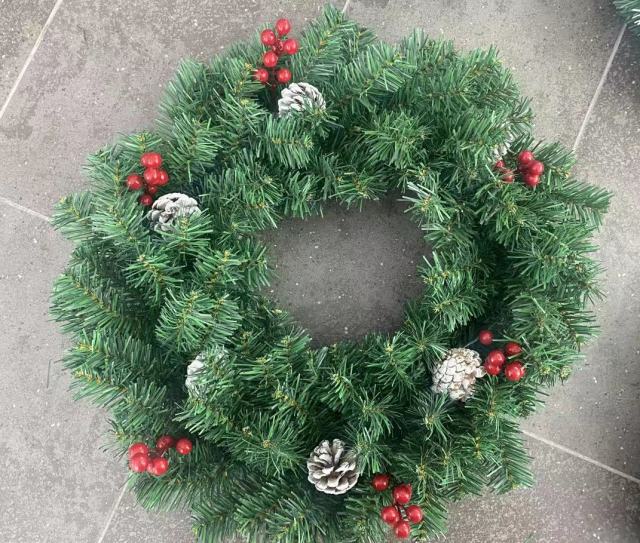Wreath with bow & pine cones