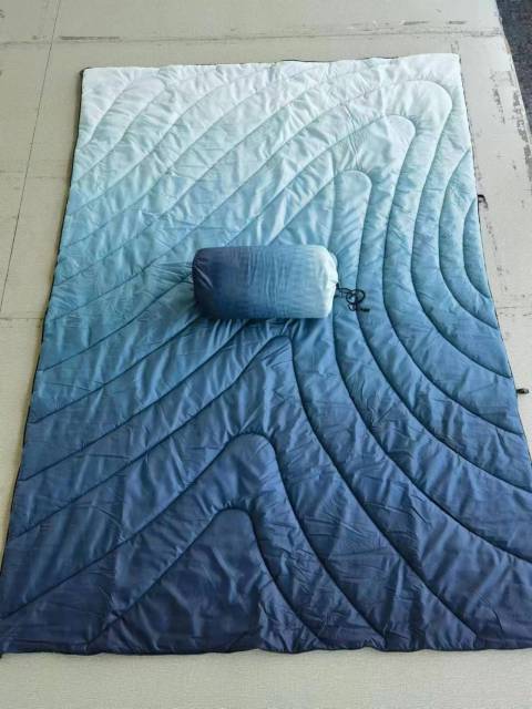 Outdoor Puffy Camping Blanket-50"x70"