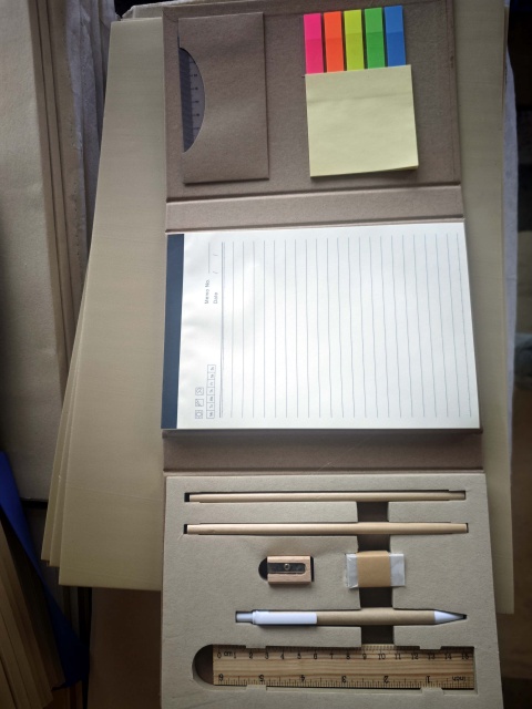 Eco-inspired Tri-fold Stationary Gift Set