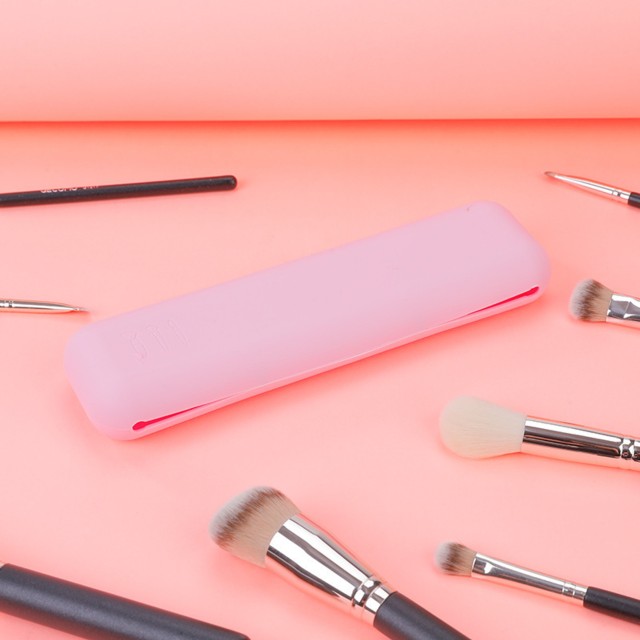 Custom Portable Magnetic Silicone Makeup Bag