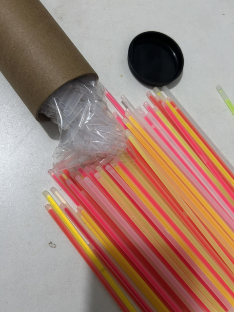 Stock 20cm Halloween Props Light Glow Sticks for Concert Parties