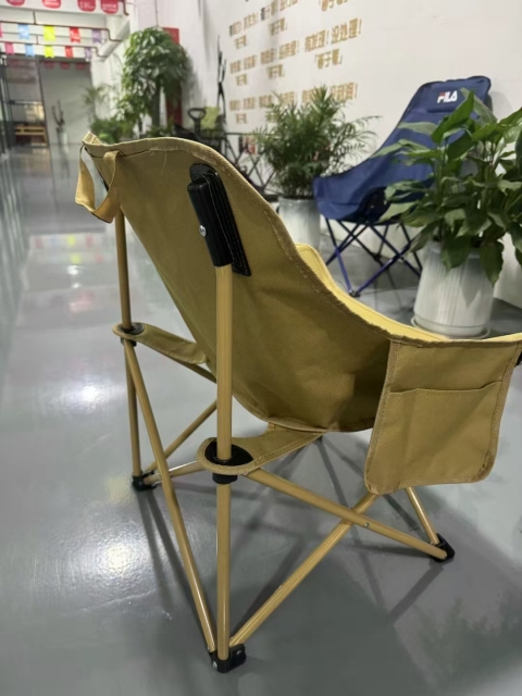 New Design Outdoor Camping Collapsible Moon Chair Fishing Chair