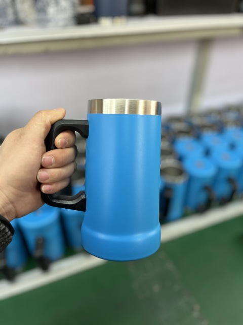 24oz Big Grip Beer Stein Stainless Steel Insulated Tumbler with Handle