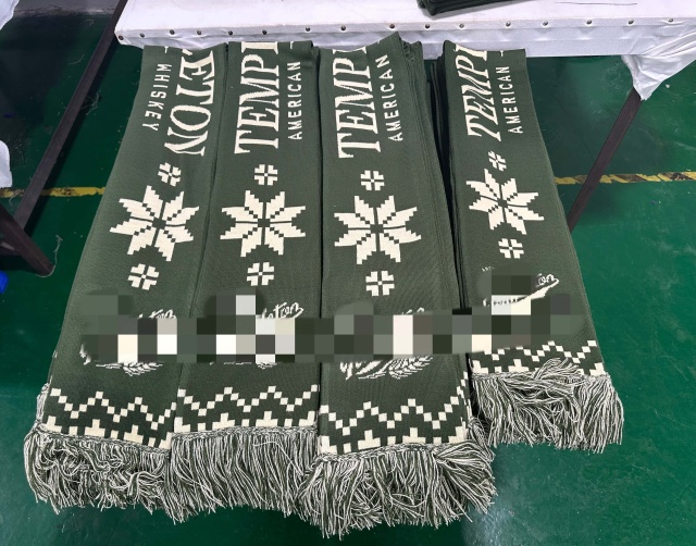 Custom Winter Set w/ Gift Box
