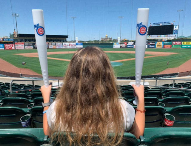 20oz Baseball Beer Bat Plastic Souvenir Cup Drinkware