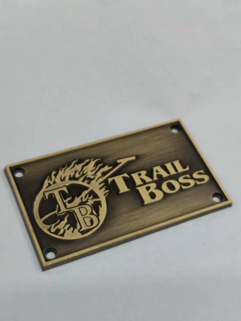 Embossed Zinc Alloy Nameplate Die-Cast Label Badge