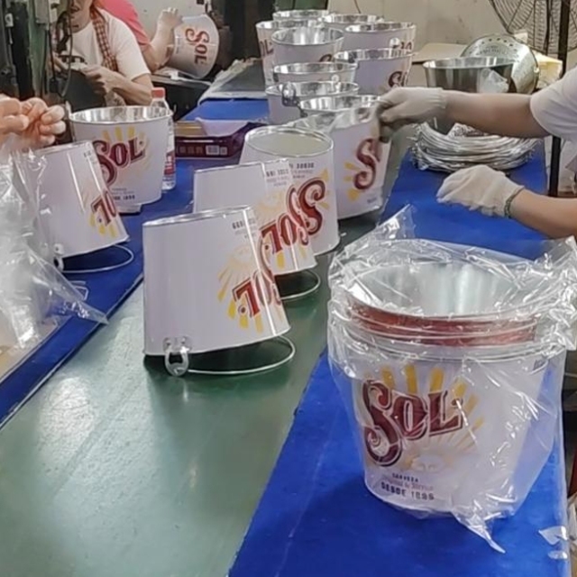 5.28quart Handheld Galvanized Bar Beer Cooling Ice Bucket