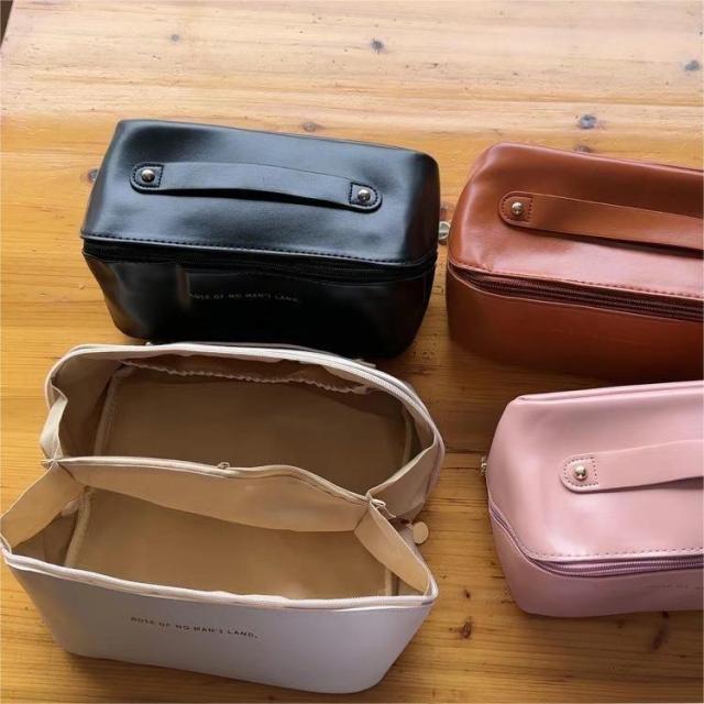 PU Leather Travel Toiletry Bag Resistant Makeup Organizer