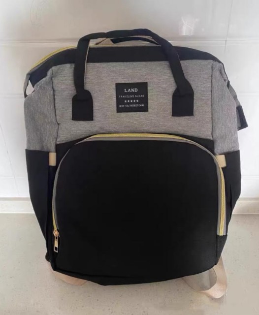 Foldable Travel Bassinet 4-in-1 Expandable Bag Backpack