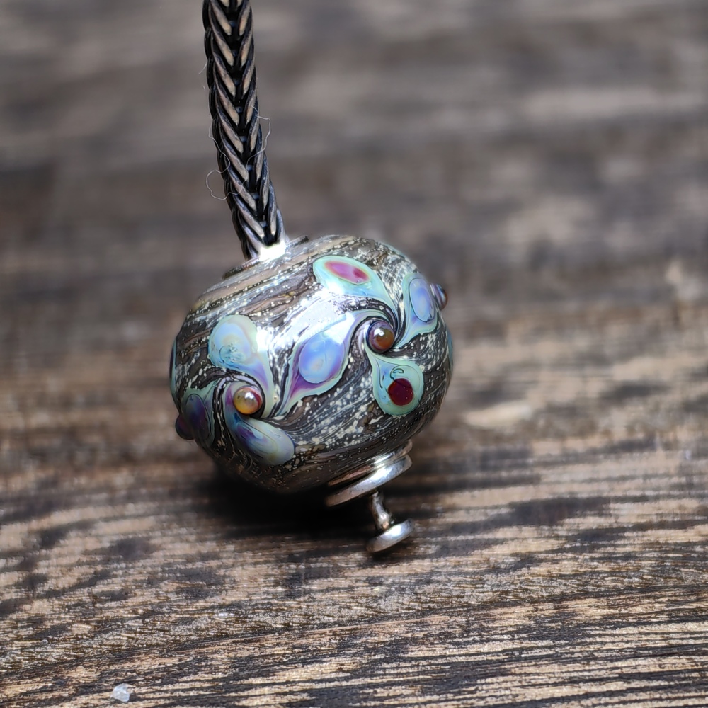 Rocky Monet wheel Flower