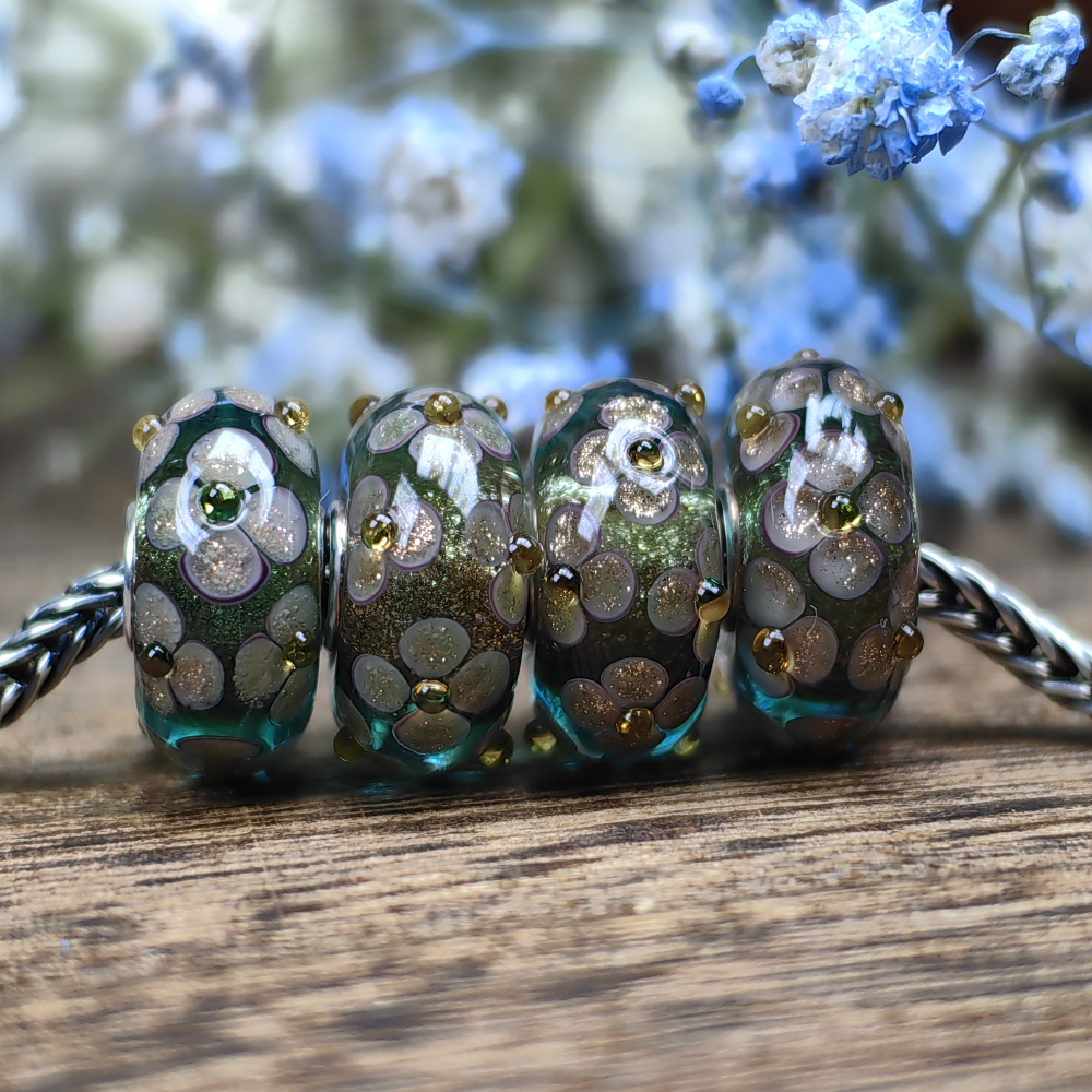 Water Goldensand Flowers