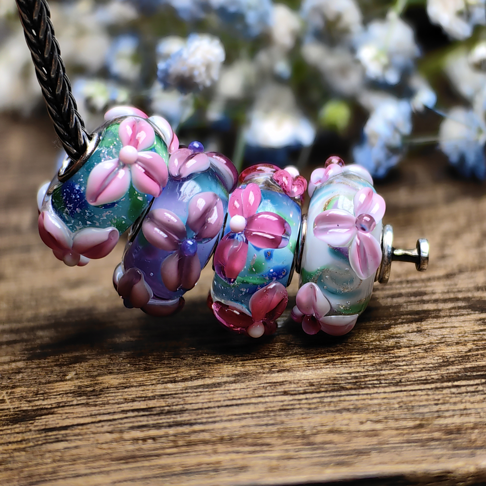 Fixed 3 Leaves  Flowers