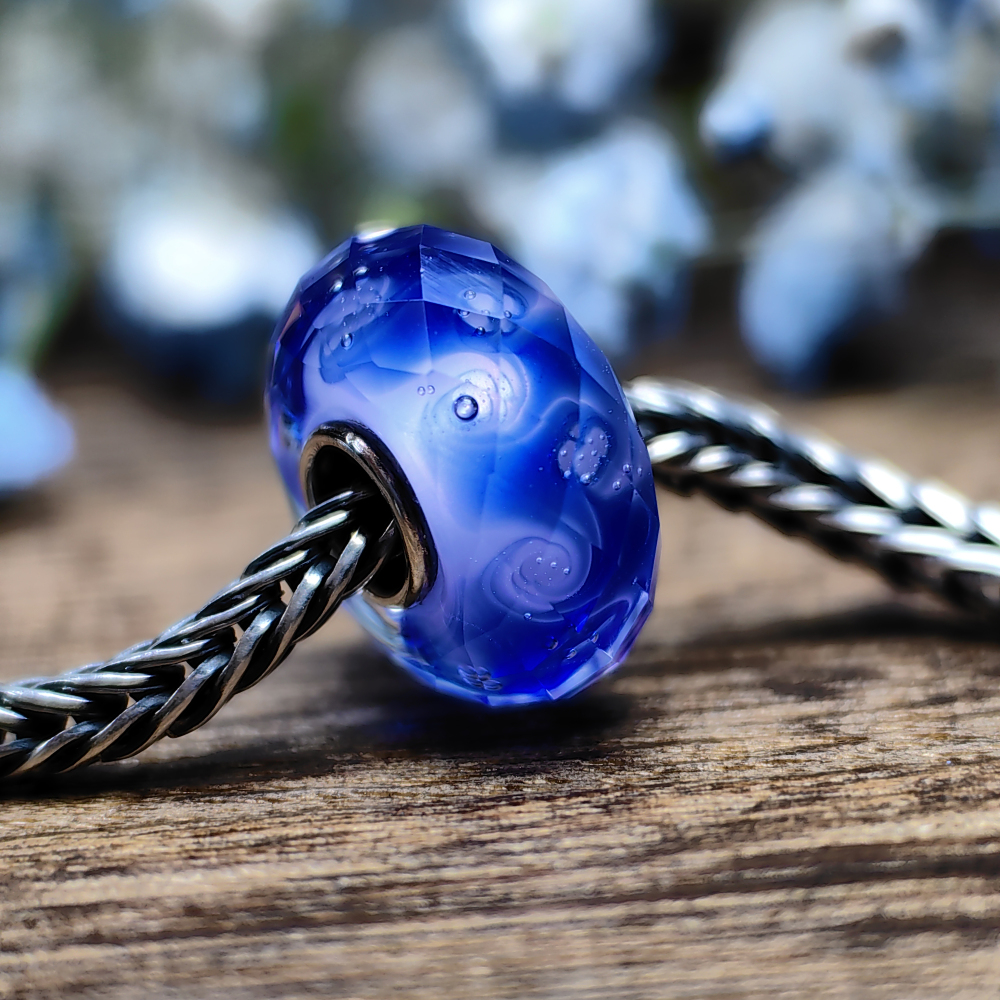 Icy Klein Blue Swirl