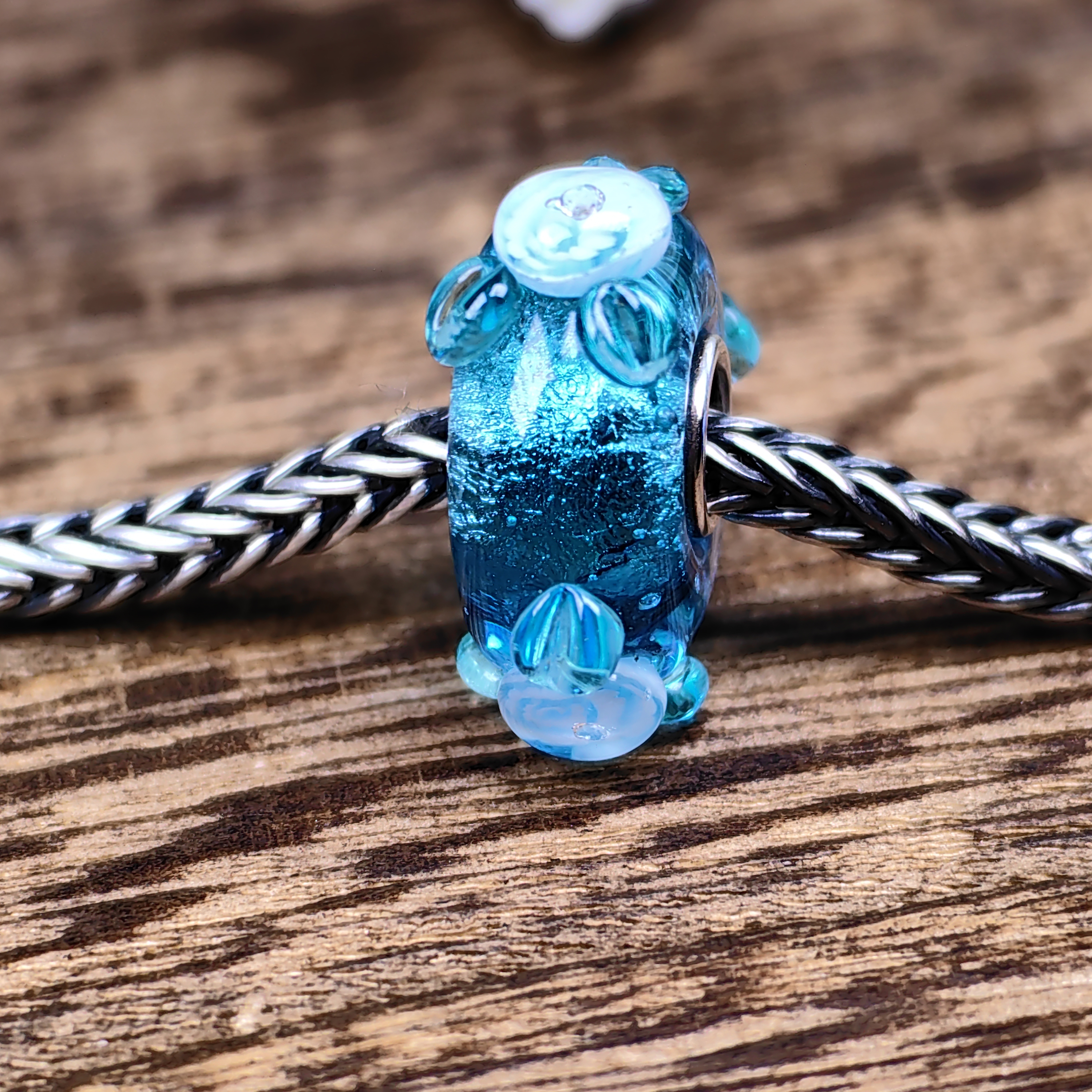 Palladium Icy Blue roses