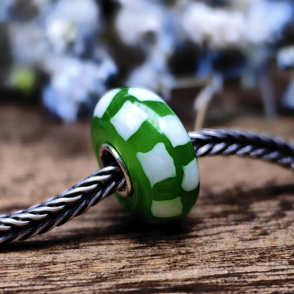 Emerald Green Coconut Tea