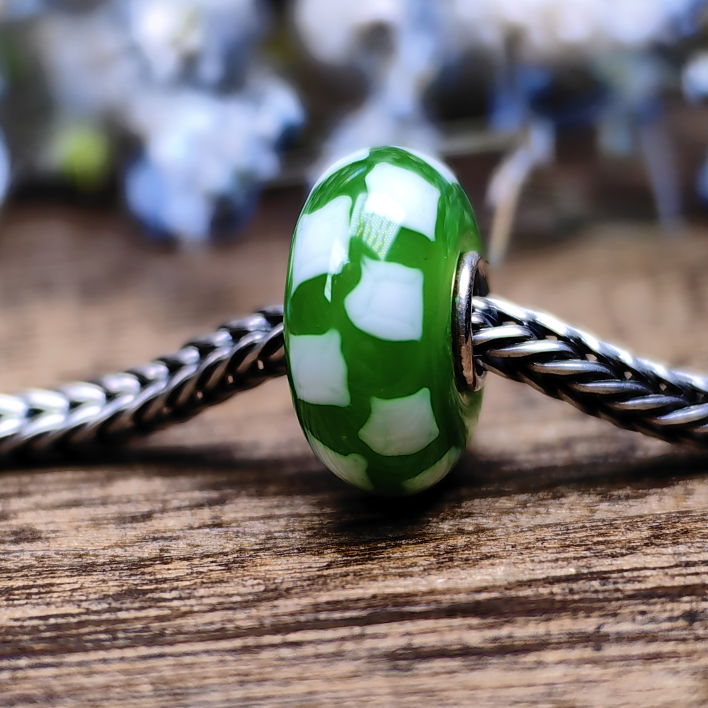 Emerald Green Coconut Tea