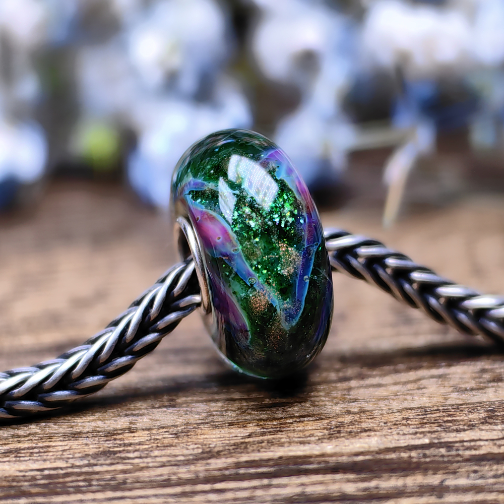 Green glided Mountain