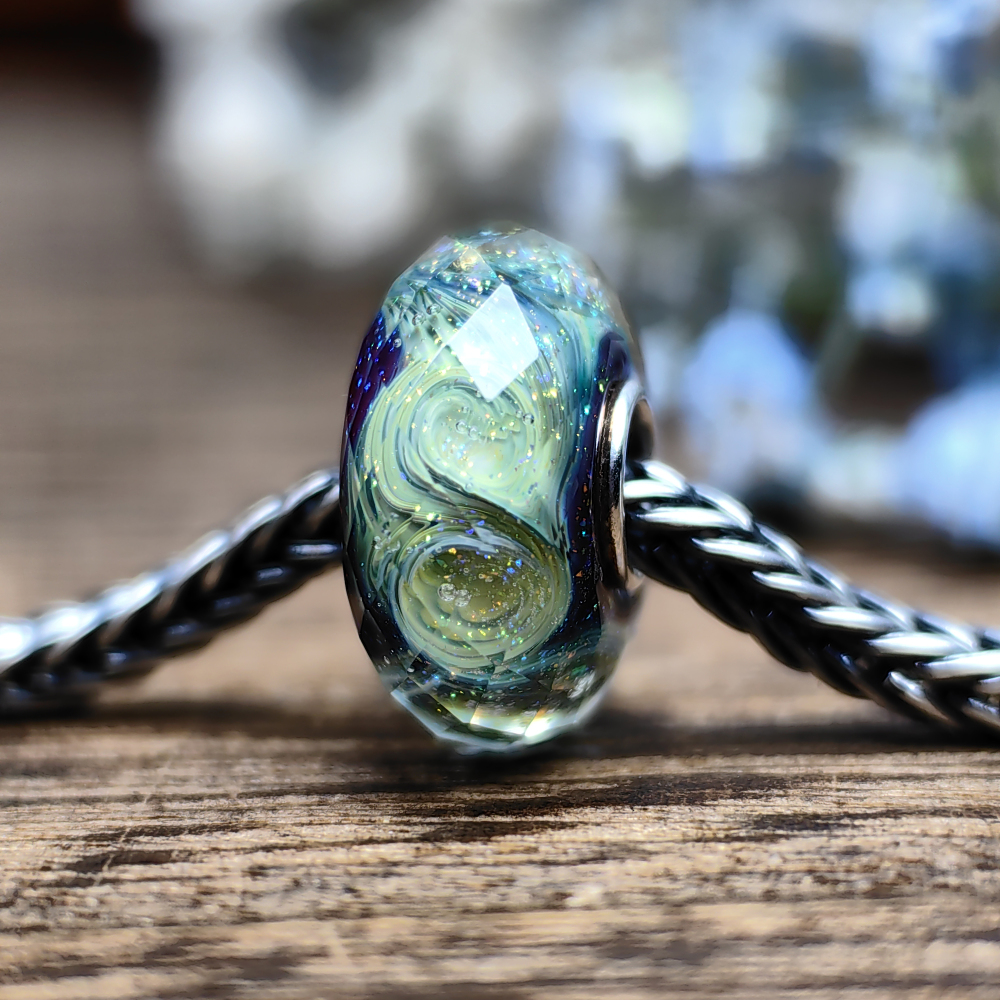 Stardust Avocado Green Vortex