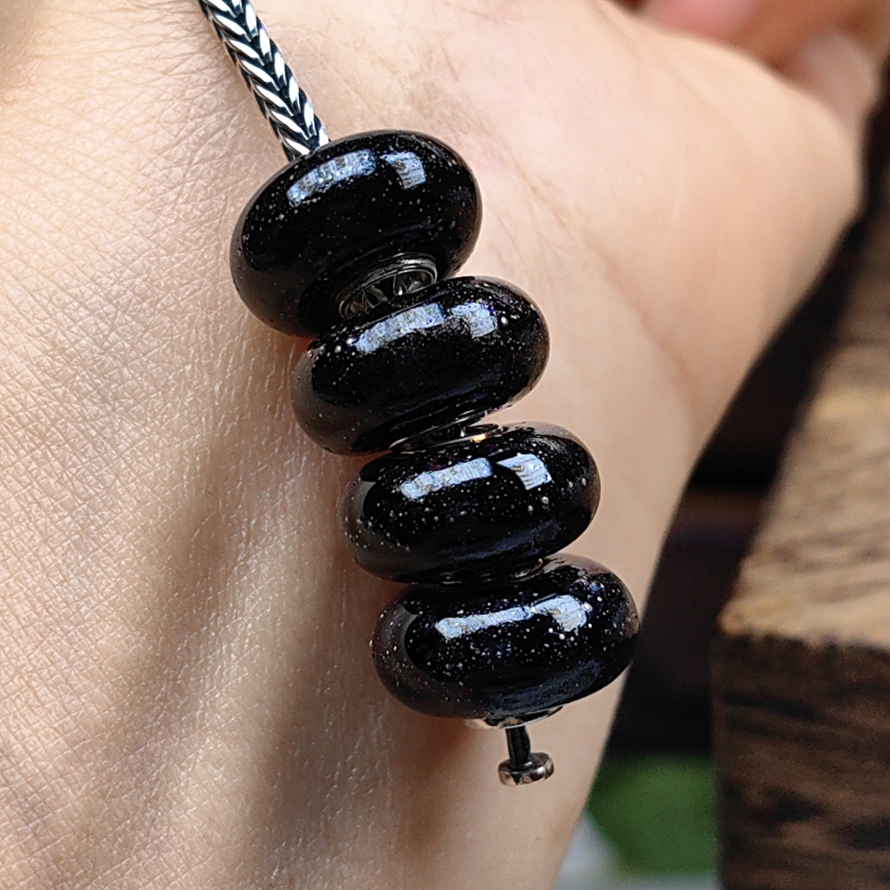 Black Silver dots