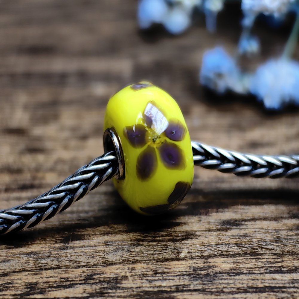 Lemonade Violet Flower