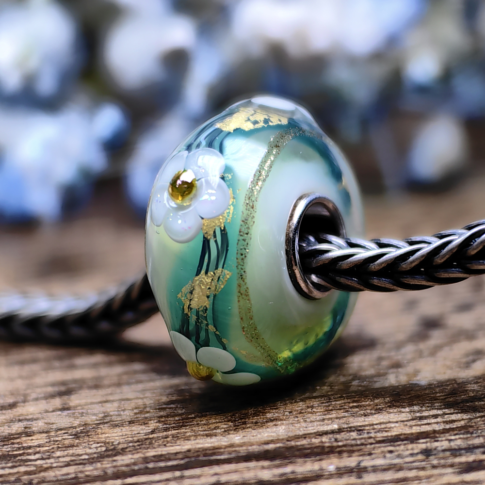 Water Blue Flower Fence