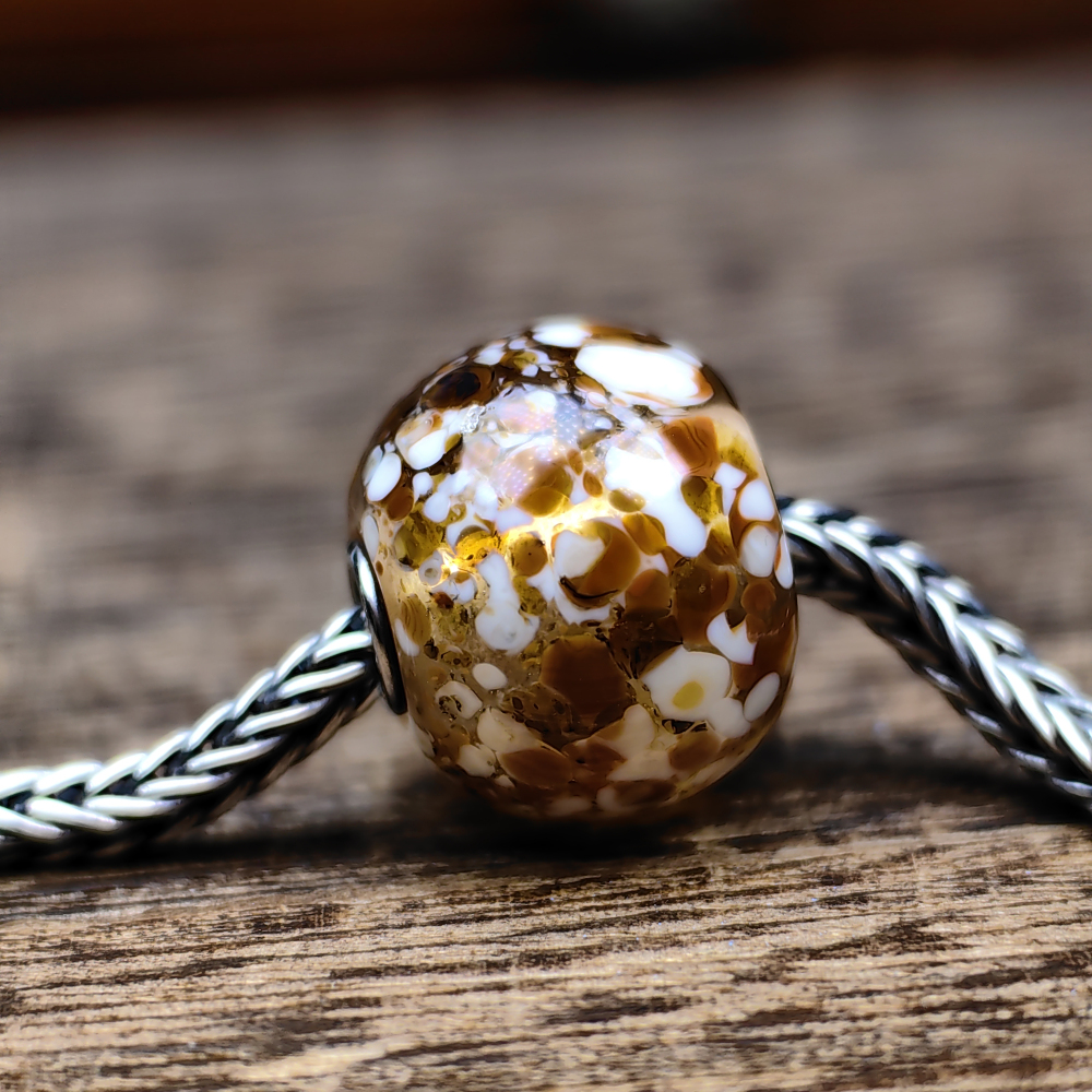 Amberish White