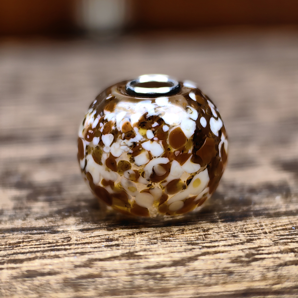 Amberish White