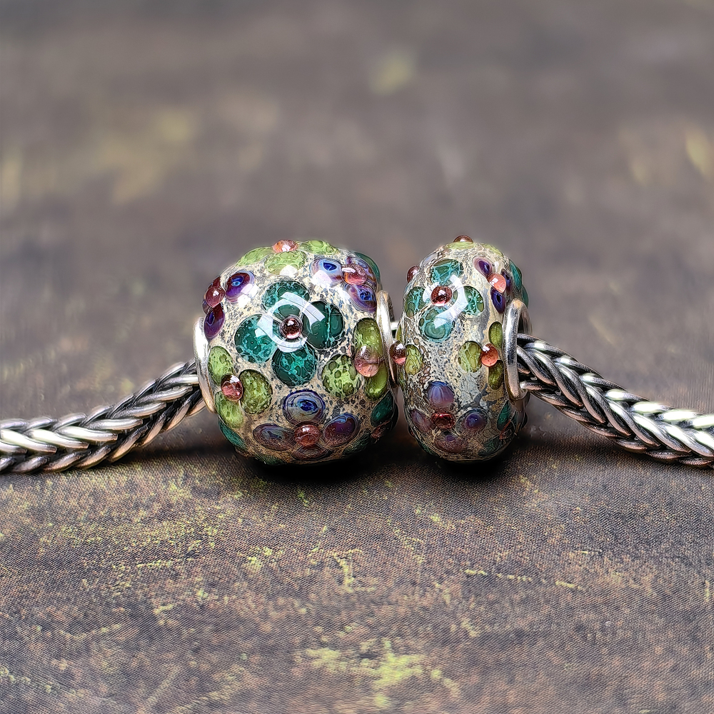 Earth Monet Flower Mini