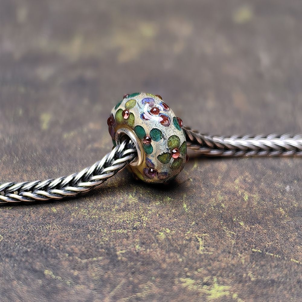 Earth Monet Flower Mini