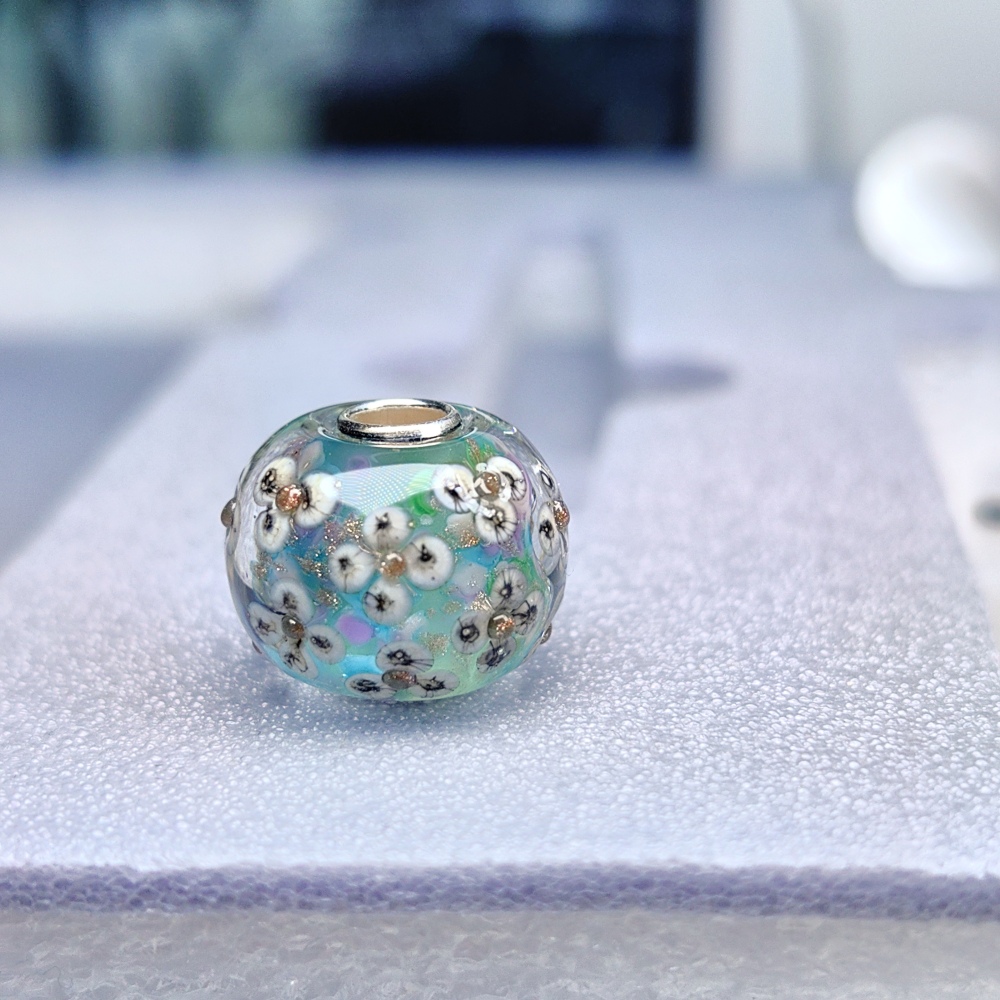 Sky Glittering Rocky Flowers