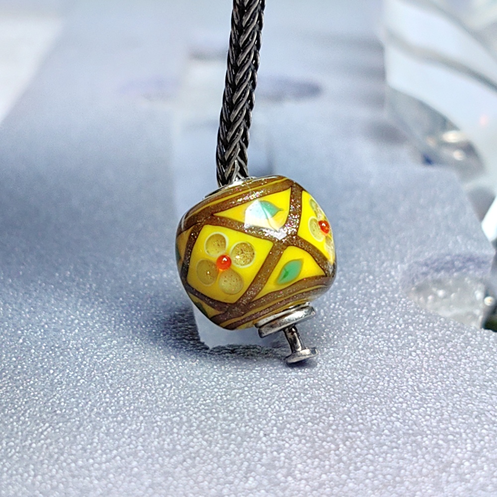 Royal Flower pattern