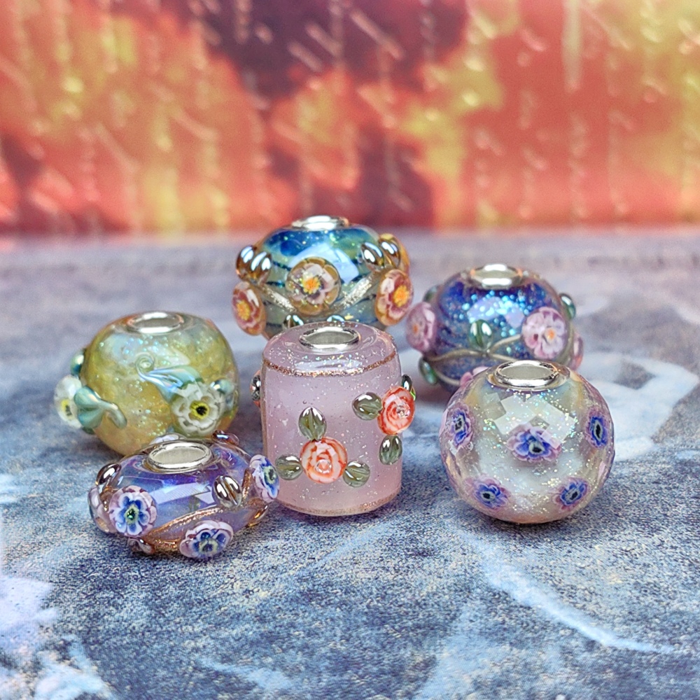 Georgous Painting Roll