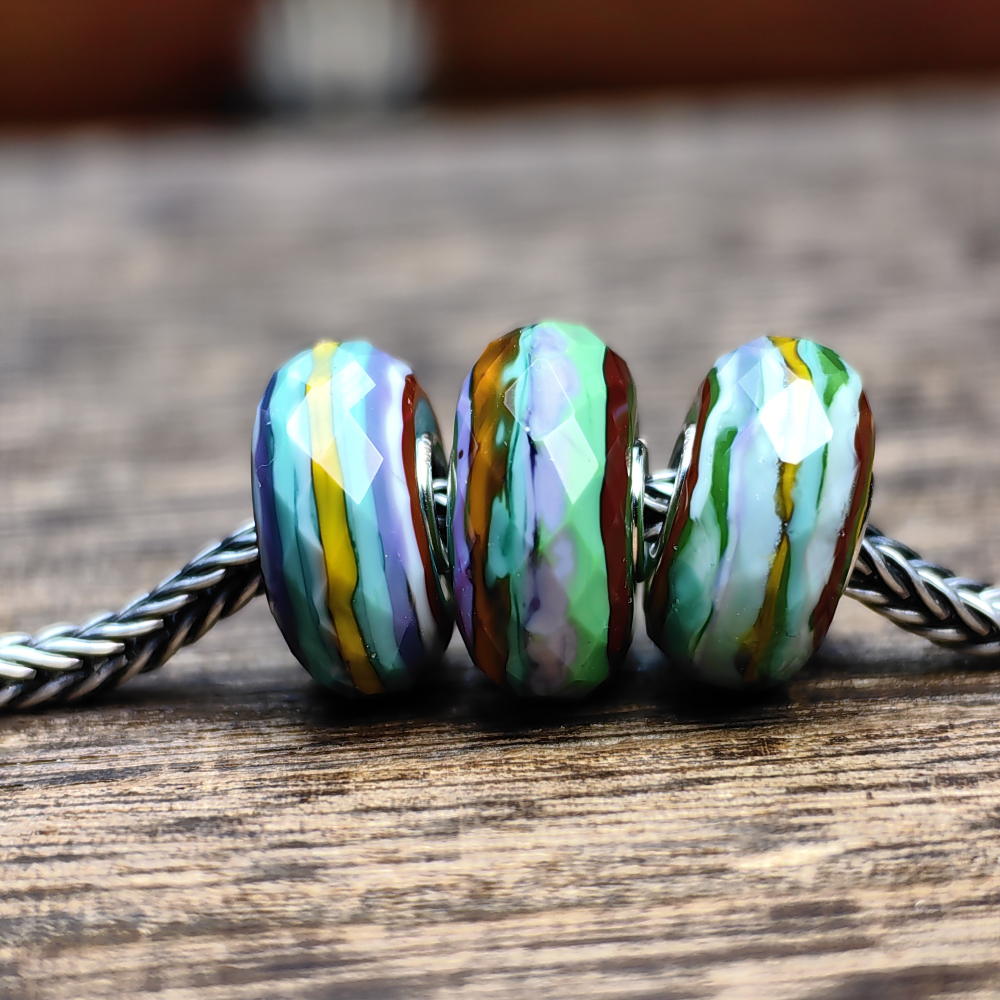 Chromatic Glass Dream
