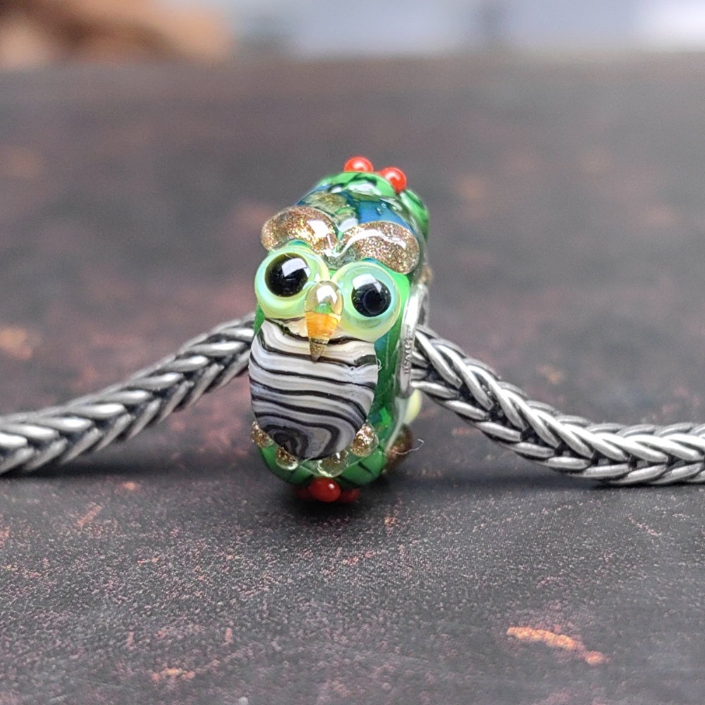 Jungle Parrot