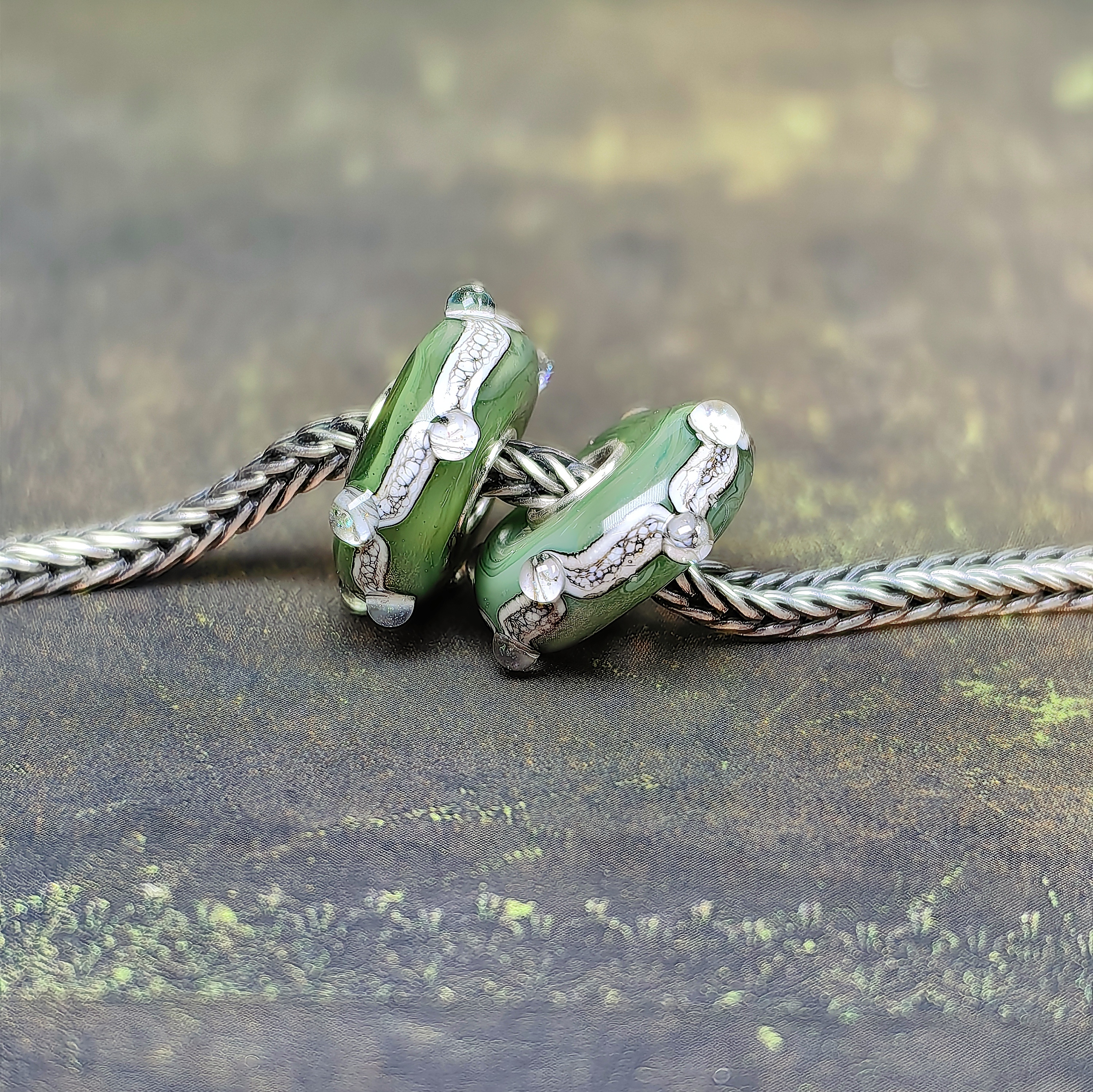 Green Layer Rocky swirkls