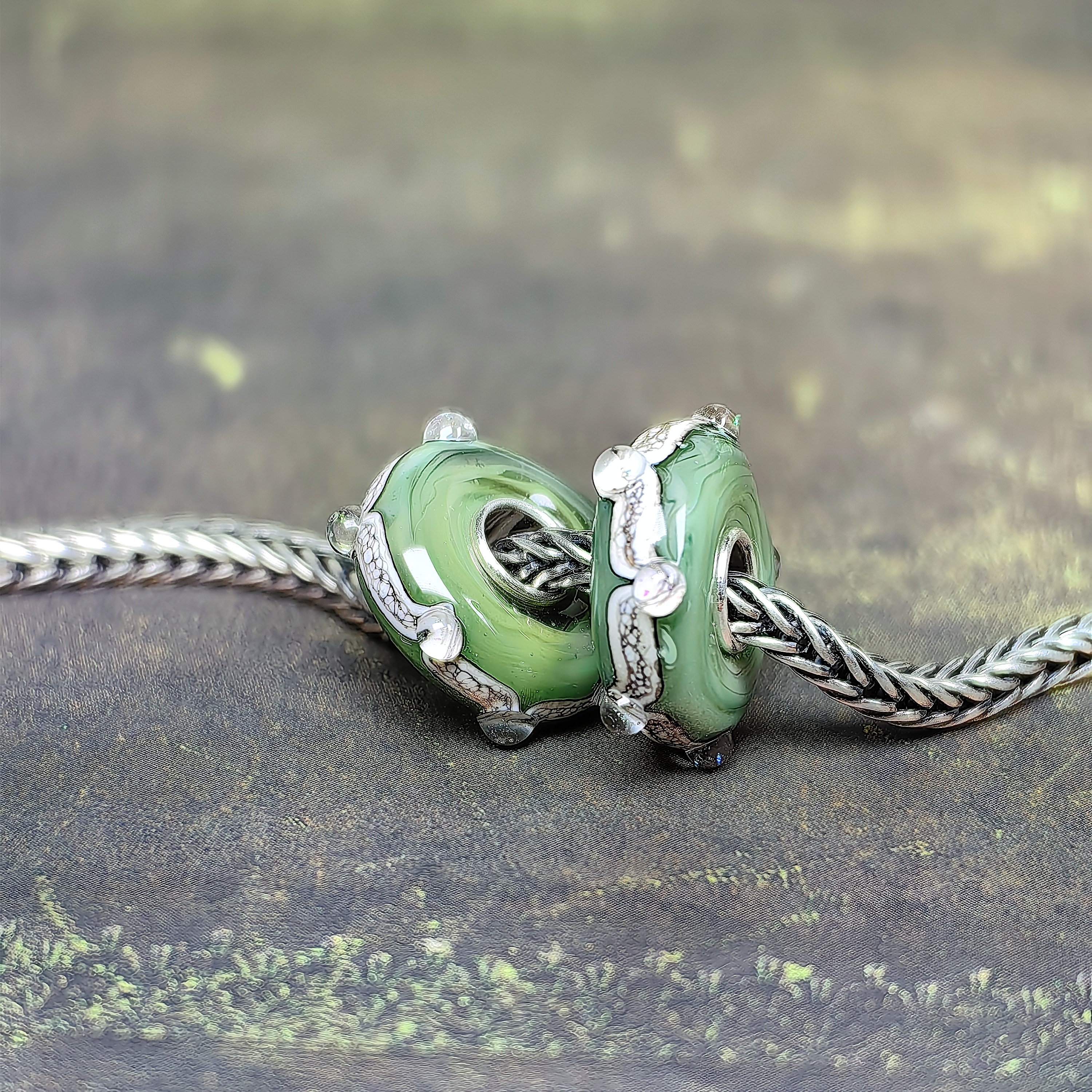 Green Layer Rocky swirkls