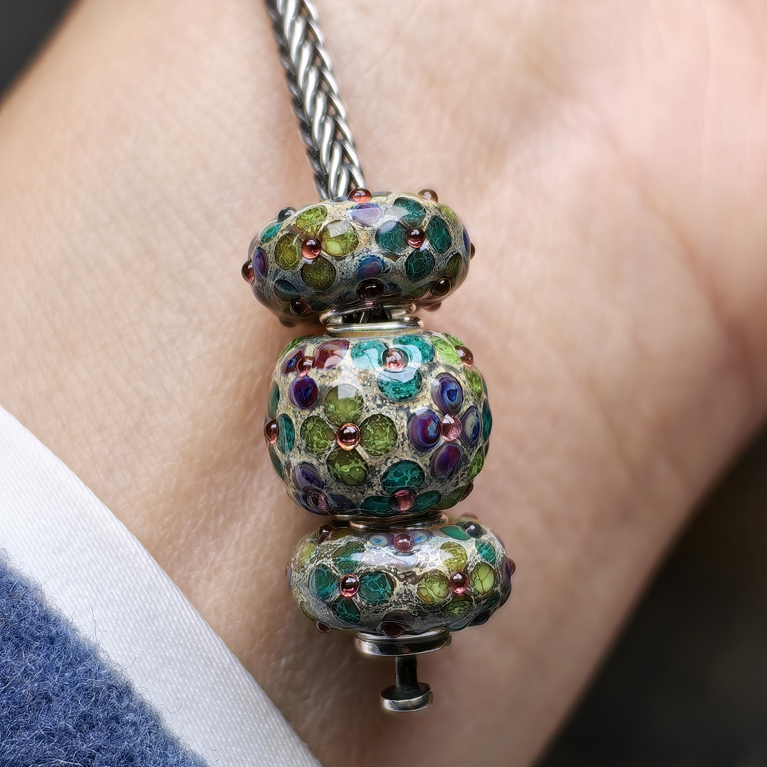 Earth Monet Flower Mini
