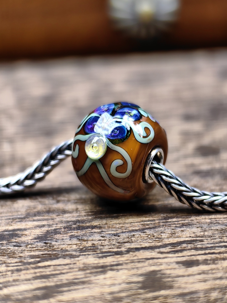 Cocoa  Butterfly Flower