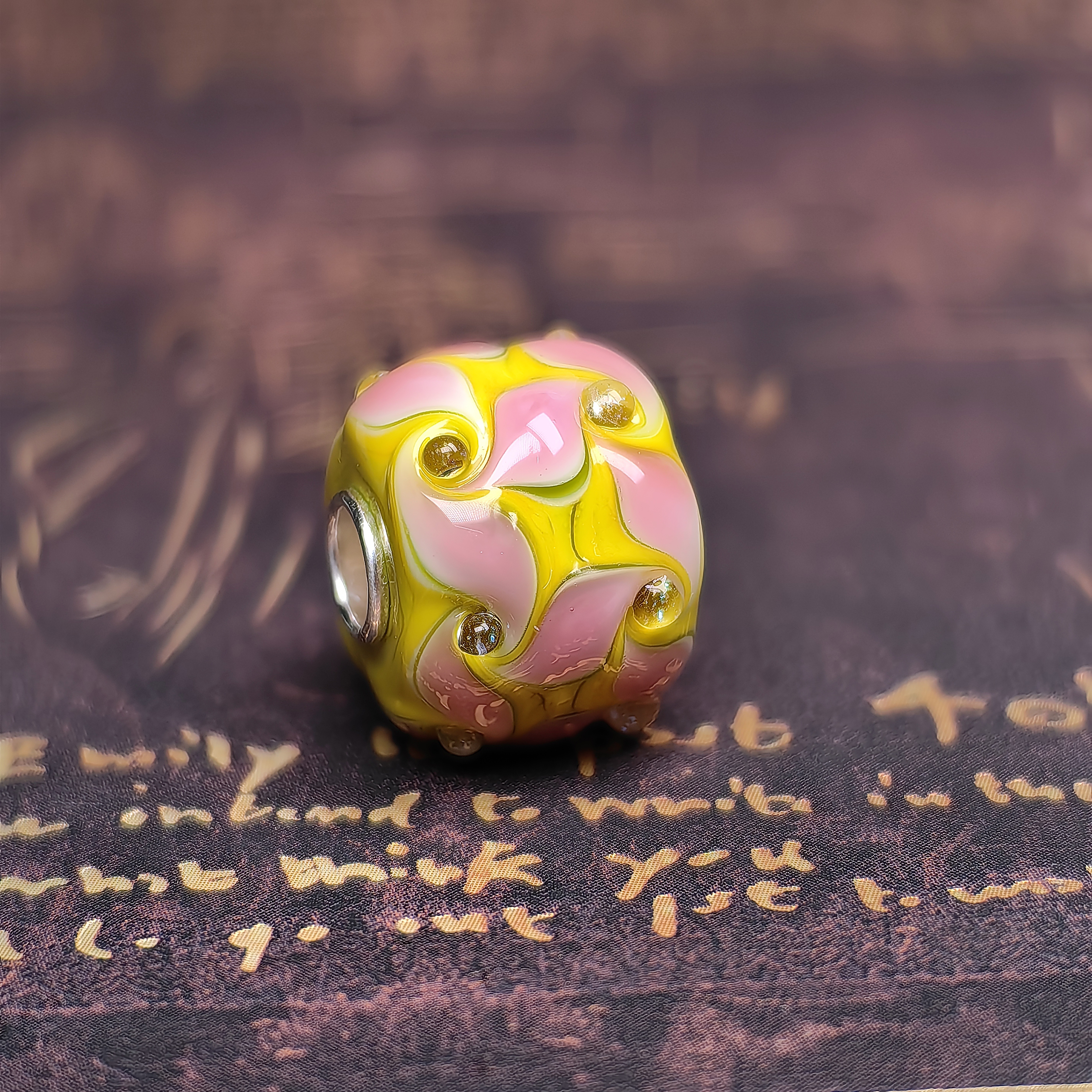 Royal Sweet Swirls