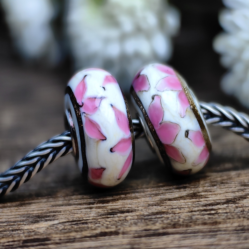 Pink Bamboo Leaves