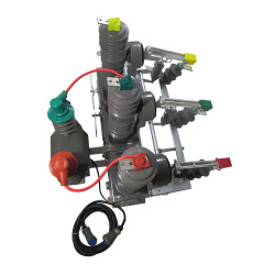 Vacuum circuit breaker
