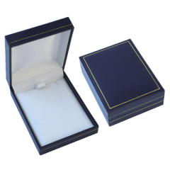 Gold Line Pendant Box