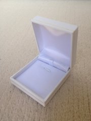 Gold Line Series Pendant Box