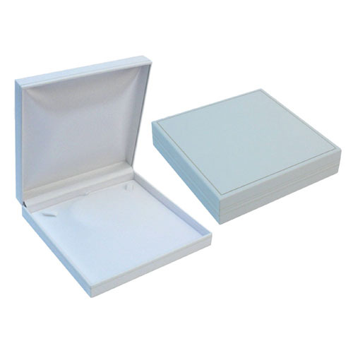 Gold Line Medium Necklace Box