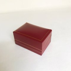 Gold Line Double Ring Box