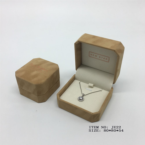 JE-22 Octagon Pendant Box